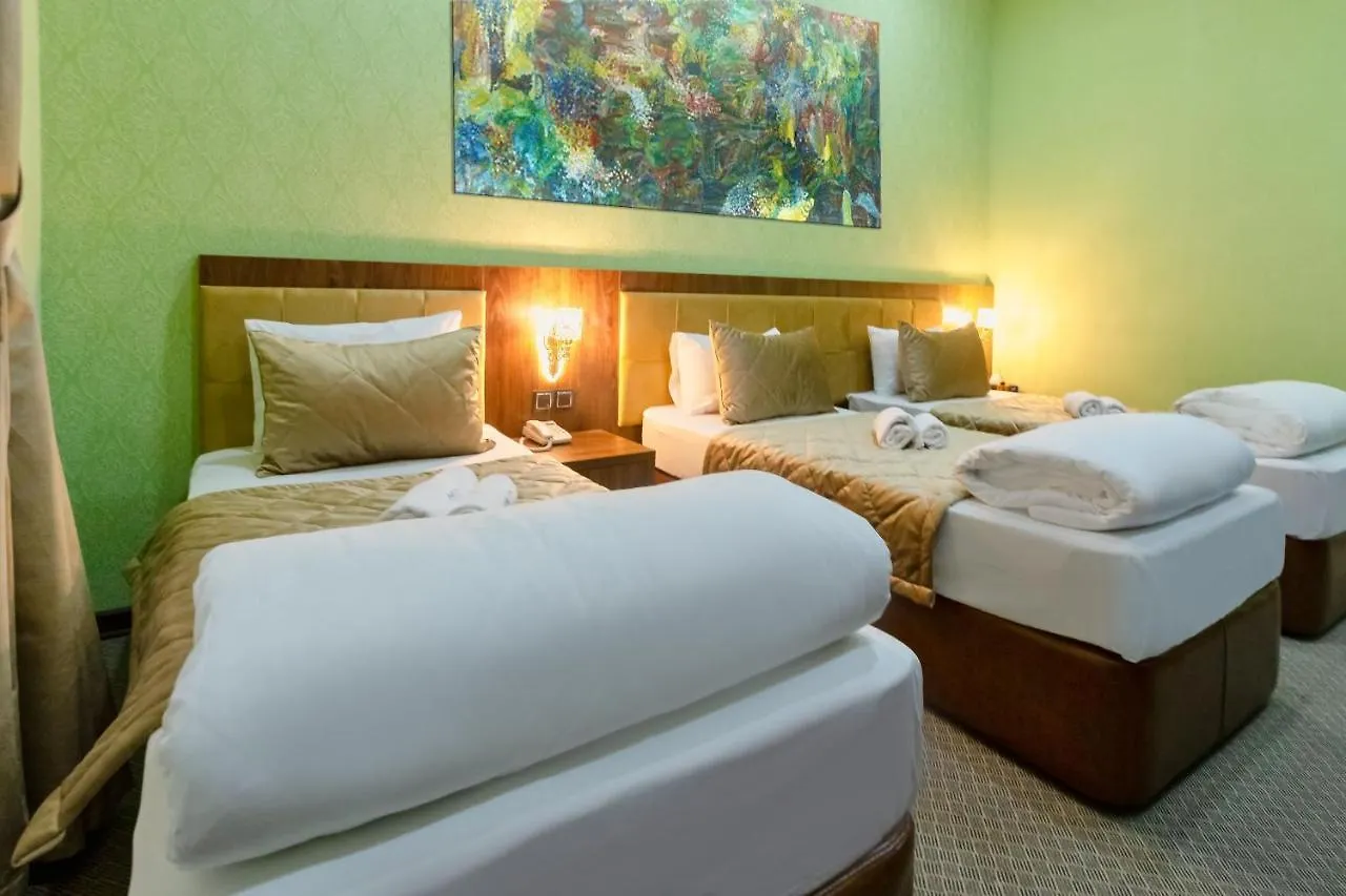 Center City Hotel Baku 4*,